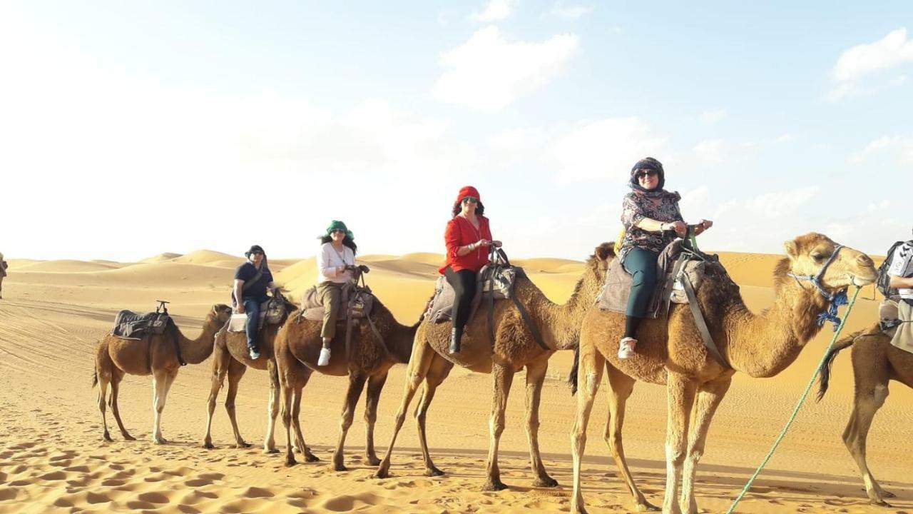 מרזאוגה Overnight Desert Camp מראה חיצוני תמונה